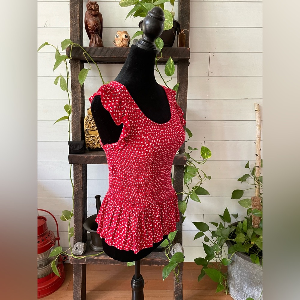 Sim & Sam: Red Cropped Top - Picture 11 of 17